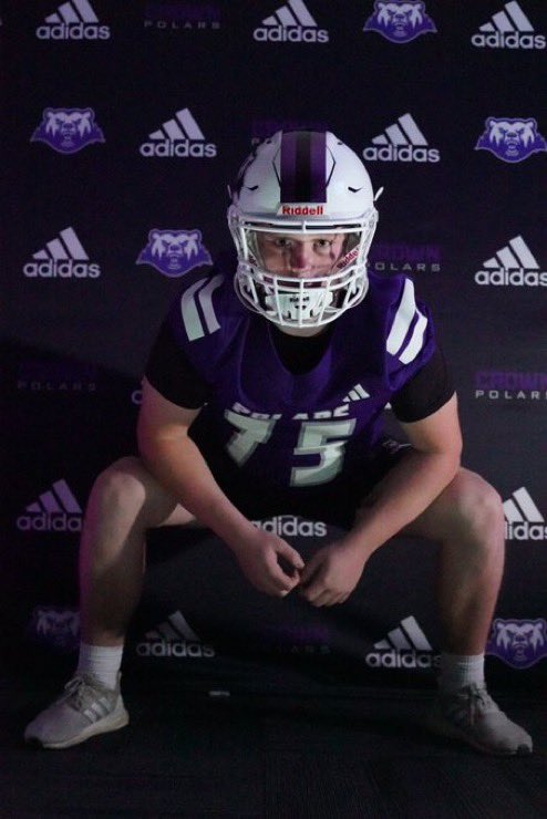 Thanks to all the <a href="/CrownCollegeFB/">Crown College Football</a> coaching staff for having me out yesterday. It was great to learn about how they run it over there. Will be back for camp. Thanks <a href="/LJ4452/">Luke Johnson</a> <a href="/_Coach_Franz/">Coach Franz</a> <a href="/CoachLButler/">Coach Butler</a> for the conversations. <a href="/PrepRedzoneMN/">Prep Redzone Minnesota</a> <a href="/OJW_Scouting/">PrepRedzone Oliver</a> <a href="/NWahlScouting/">Nate Wahl</a>