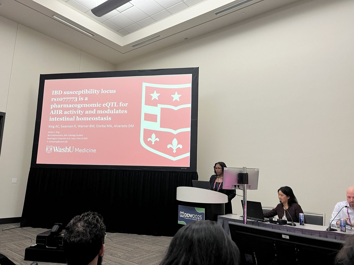 I am very proud of Ashley King for her presentation of our work at #DDW2025! Another aspiring physician-scientist in the making! <a href="/WashUSurgery/">WashU Medicine Department of Surgery</a>