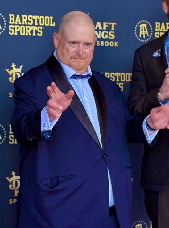 Dan Clark (@danclarksports) on Twitter photo I just want to give a shout out to <a href="/NjTank99/">Frank Fleming</a> and <a href="/MattPiperJenks/">Matthew Piper Jenks 🧲</a>. Frank's journey is inspiring. It's not just the weight loss, he looks and seems like such a healthier, happier, calmer and more motivated man. Amazing dedication from both these guys. Congratulations to you both! I just want to give a shout out to <a href="/NjTank99/">Frank Fleming</a> and <a href="/MattPiperJenks/">Matthew Piper Jenks 🧲</a>. Frank's journey is inspiring. It's not just the weight loss, he looks and seems like such a healthier, happier, calmer and more motivated man. Amazing dedication from both these guys. Congratulations to you both!