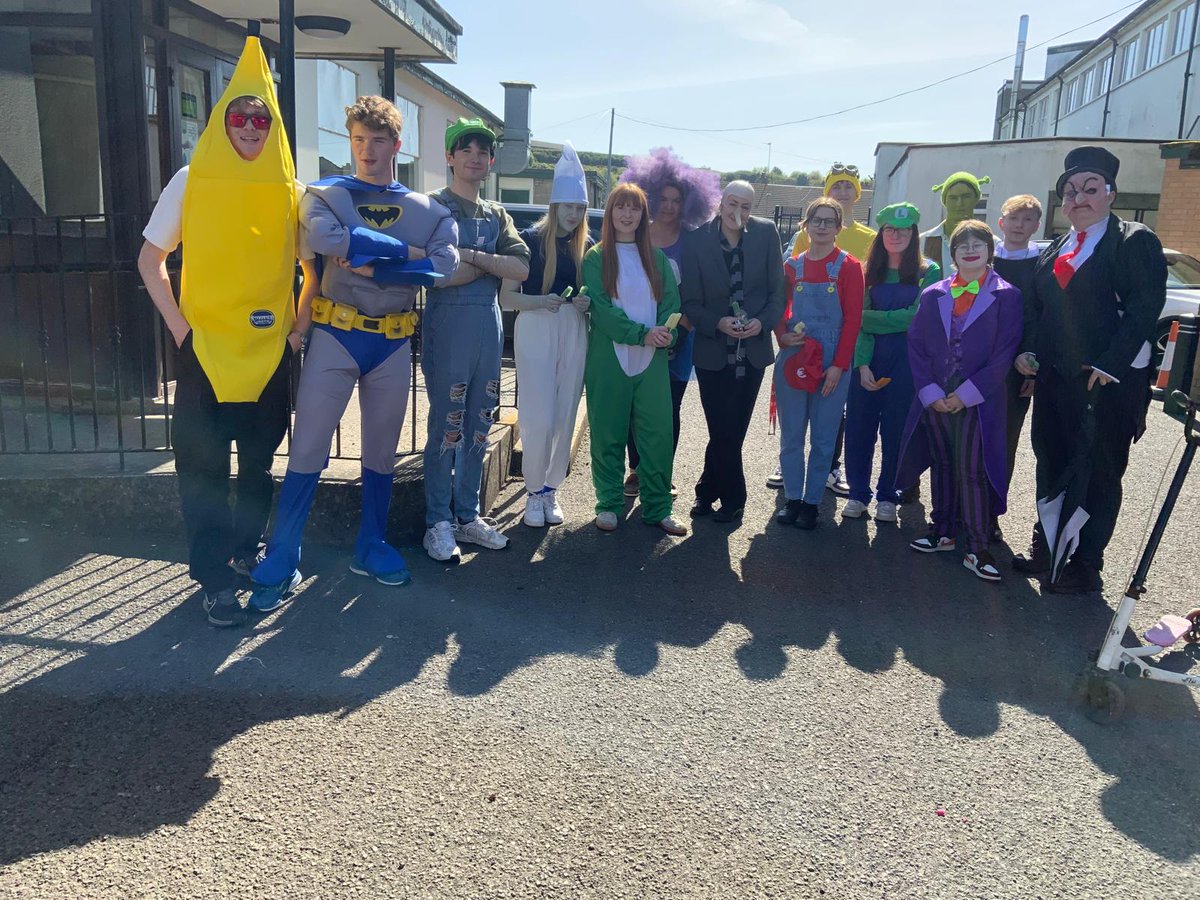 Down High School tweet media