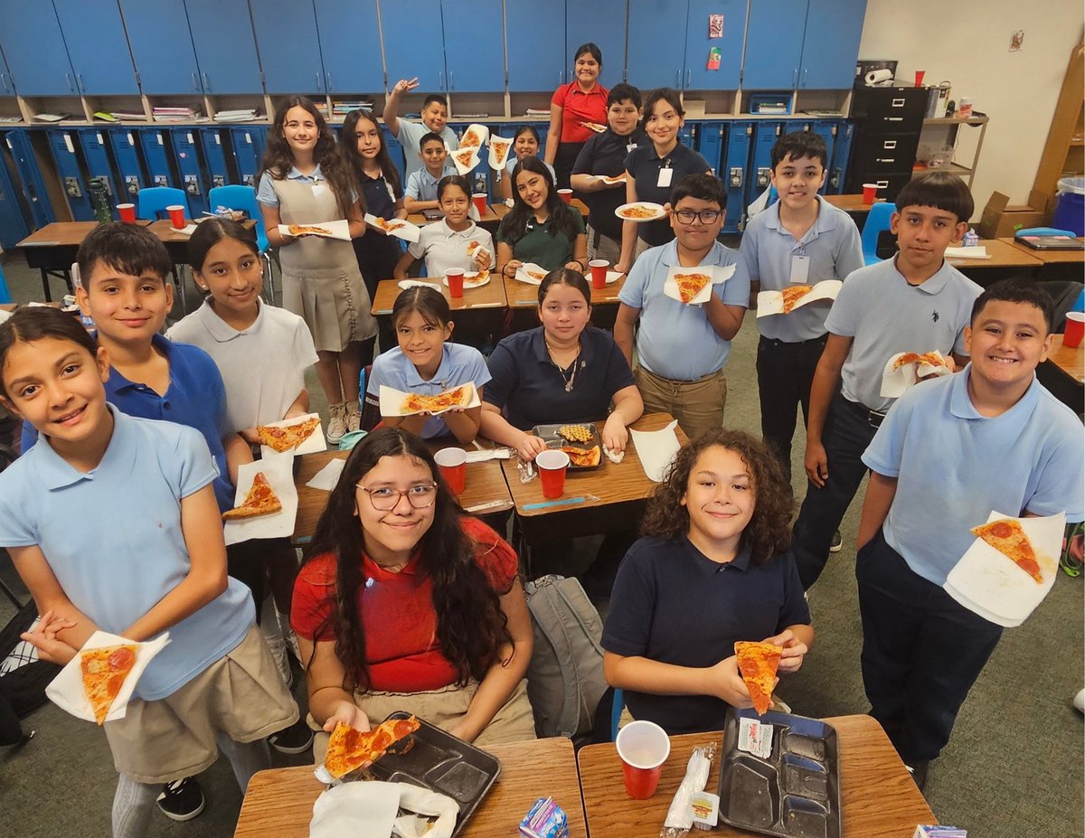 Mr. Del Toro’s 5th grade homeroom <a href="/JHaleyBulldogs/">John Haley Elementary</a> is all smiles as they celebrate with a pizza party for logging the most <a href="/zoobeanreads/">Beanstack</a> minutes in all of <a href="/IrvingISD/">Irving ISD</a> with 2️⃣7️⃣,8️⃣3️⃣0️⃣ minutes in March🍕📚 Proof that reading really does pay off! #IrvingReads
