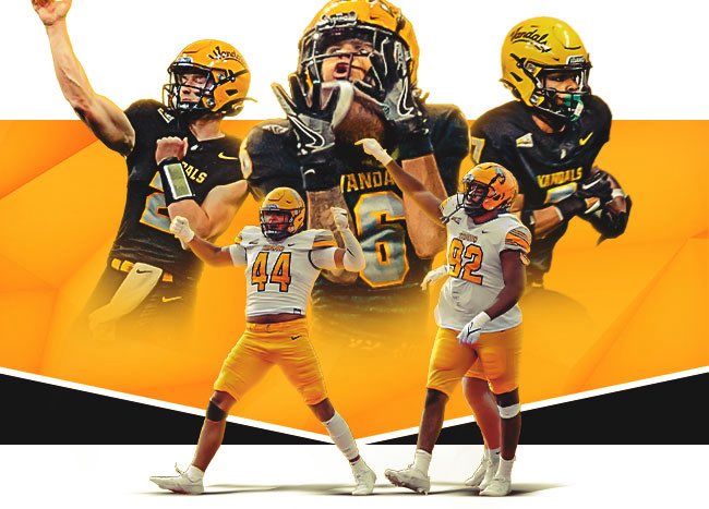 JohnnyJJFrias_1's tweet photo. I appreciate @VandalFootball for the camp invite! I will be in attendance June 26th! @AJMorganFB @CoachTFord @MattLinehan_10 @CoachEndsley77 @CoachDunbar25 @CoachCross2 @JaelenStrong @azcompassfb #opportunity #work #GRIND https://t.co/CZoN2T9uES