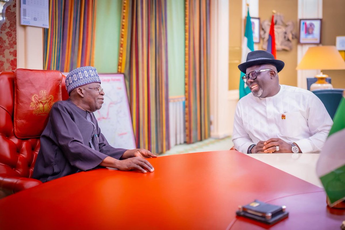 RtHonSheriff's tweet image. It was an honour to meet with President Bola Ahmed Tinubu (GCFR) earlier today at the Presidential Villa in Aso Rock, Abuja. We engaged in an insightful conversation that will unlock sustainable growth for the future.
