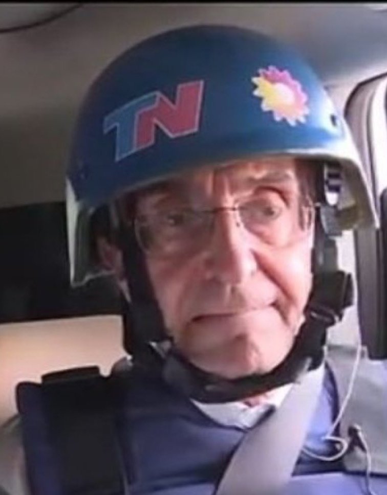 Nelson castro viendo que lo van a mandar a la India o a pakistan