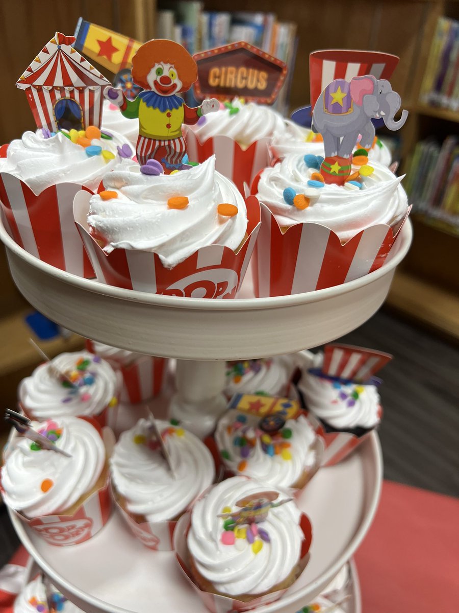 Nadia De La Rosa tweet media