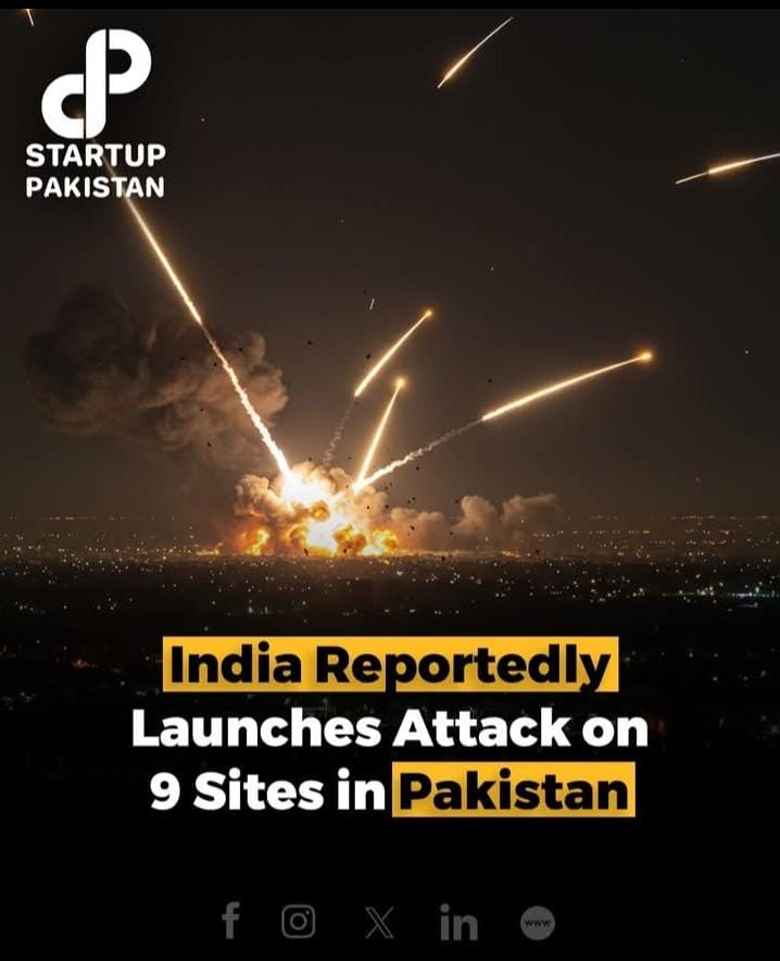 AbdulRehmann37's tweet photo. 🚨🚨🚨 India attacked Pakistan.
India launched a heavy attack on Kotli city, India started shelling across Azad Kashmir, explosions were heard at four places in Bahawalpur and Muzaffarabad.
#PakistanArmy
#Aljihad
#ItisashamefortheModigovernment https://t.co/GrhOuIyH0D