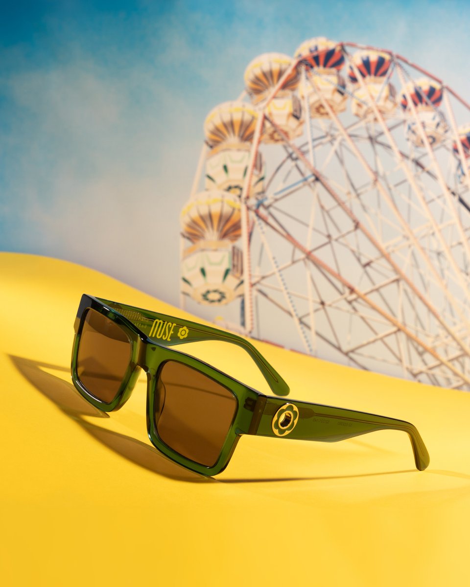 For the mom who’s always been the life of the party (and never skips a beat)—sunny days and statement shades 🌞🎡 #MothersDayVibes #FestivalSeason