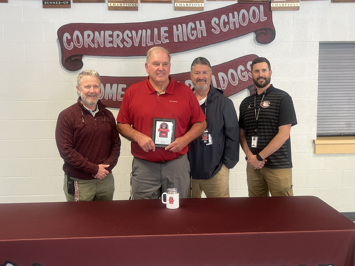 TACA (@tenncoach) on Twitter photo Congratulations to Jerry Davis one of 3 Winter Assistant Coach of the Year recipients!
sponsored by Farm Bureau Health Plans
<a href="/CvilleLadyDawgs/">Cornersville HS Lady Dawgs Basketball</a> Congratulations to Jerry Davis one of 3 Winter Assistant Coach of the Year recipients!
sponsored by Farm Bureau Health Plans
<a href="/CvilleLadyDawgs/">Cornersville HS Lady Dawgs Basketball</a>