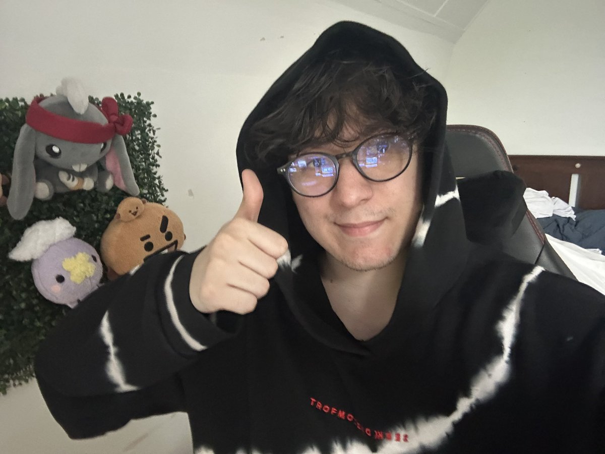 alheckstv's tweet image. officially a #RazerCreator now 🎉