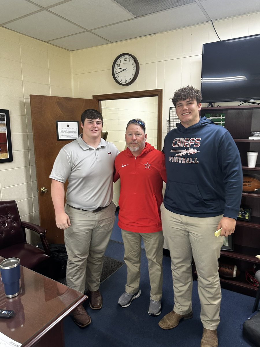 JohnPFoley77's tweet image. Blessed to receive a visit from Coach Scott Oakley today.
@NWCC_Football @NWCC_Rangers #blessed #greatthingtocome #Faith