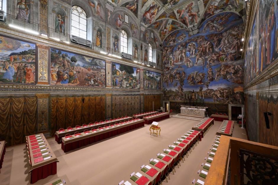 La Capilla Sixtina ya está lista para el Cónclave y muestran imágenes de su interior

¡Ya está todo listo! La Capilla Sixtina recibe a los cardenales para el cónclave 2025.  #Cónclave2025 🕊️

soy502.com/articulo/revel…