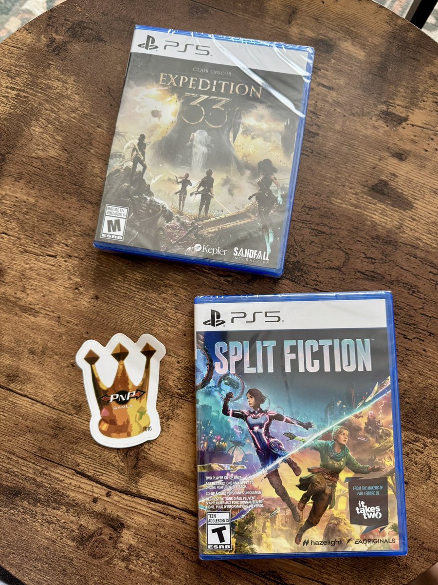 Picked up physical copies of Clair Obscur: Expedition 33 and Split Fiction. Big thanks to <a href="/PNPGames/">PNP Games 🇨🇦</a> for making it happen!