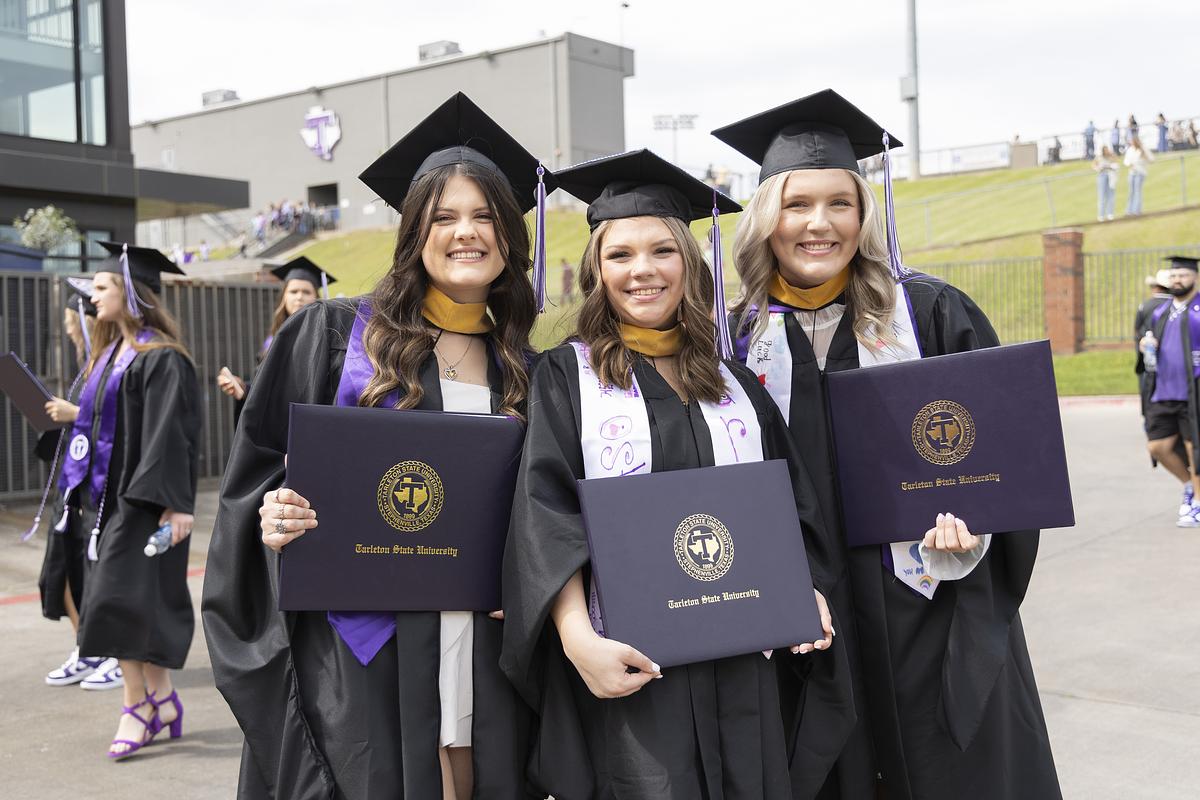 The semester is wrapping up! Take a look at some of the fun moments our graduate students have experienced over the last few months! #tarletonstate