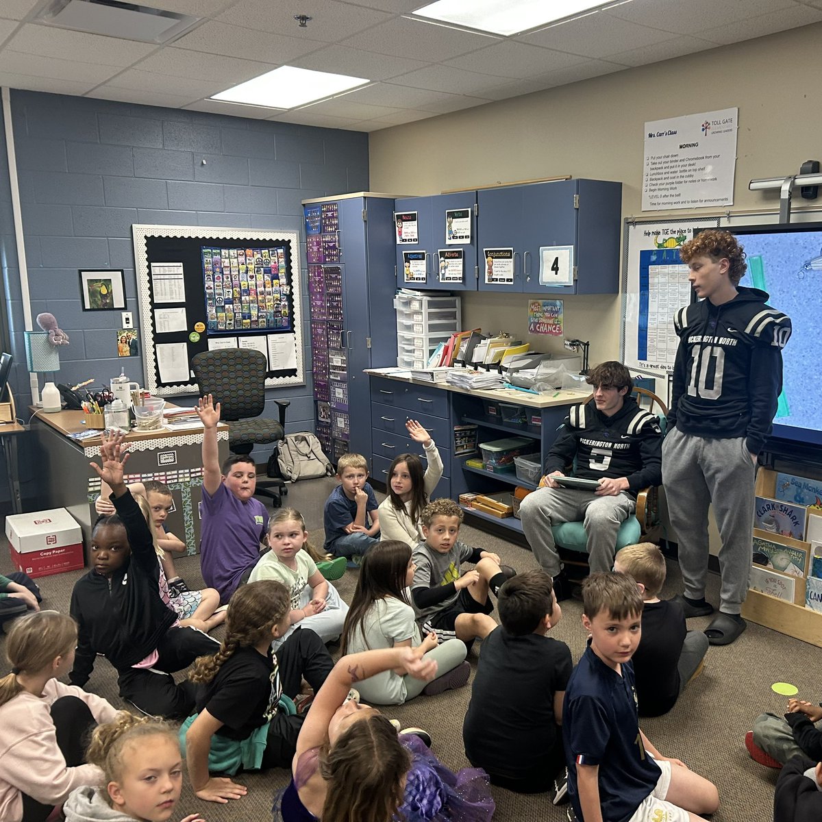 Pick North Football (@pnfootball) on Twitter photo A big thank you to <a href="/tollgateelemen1/">Toll Gate Elementary</a> for having our football team over to read!! Our guys had a fantastic time!! #RightToRead #FuturePanthers #WeArePN A big thank you to <a href="/tollgateelemen1/">Toll Gate Elementary</a> for having our football team over to read!! Our guys had a fantastic time!! #RightToRead #FuturePanthers #WeArePN
