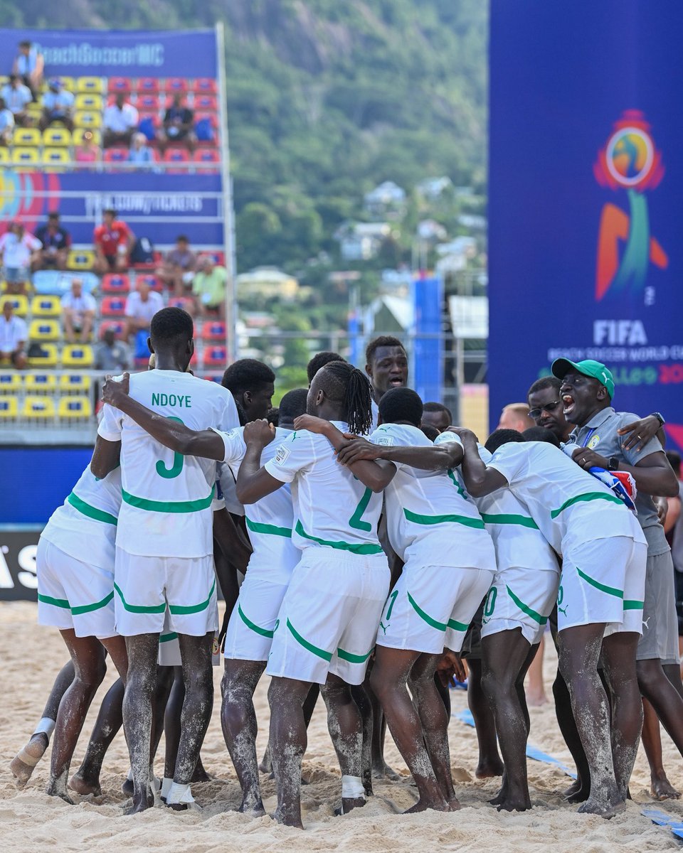 Fsfofficielle's tweet photo. Senegal vs Chili (7-3) | Album du match
06.05.2025 | #FIFAWCBS2025 🏖️⚽️
Quel joueur aimerez-vous que l’on vous montre #TeamSenegal ? https://t.co/jFQgfDW4Wo