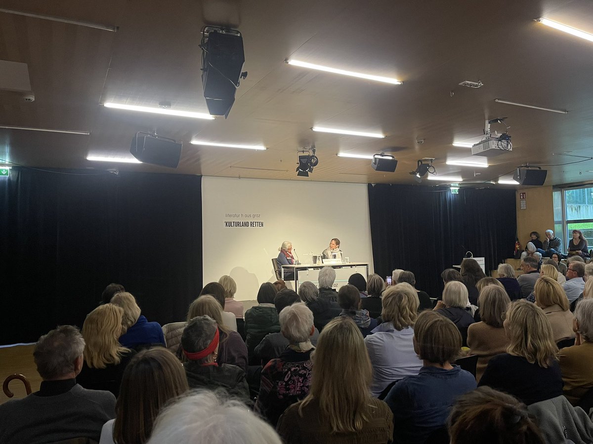 Im gut besuchten <a href="/LithausGraz/">Literatur h aus Graz</a> präsentiert heute Heidi Kastner ihr Buch „Feigheit“ und spricht mit Anna Baar darüber.