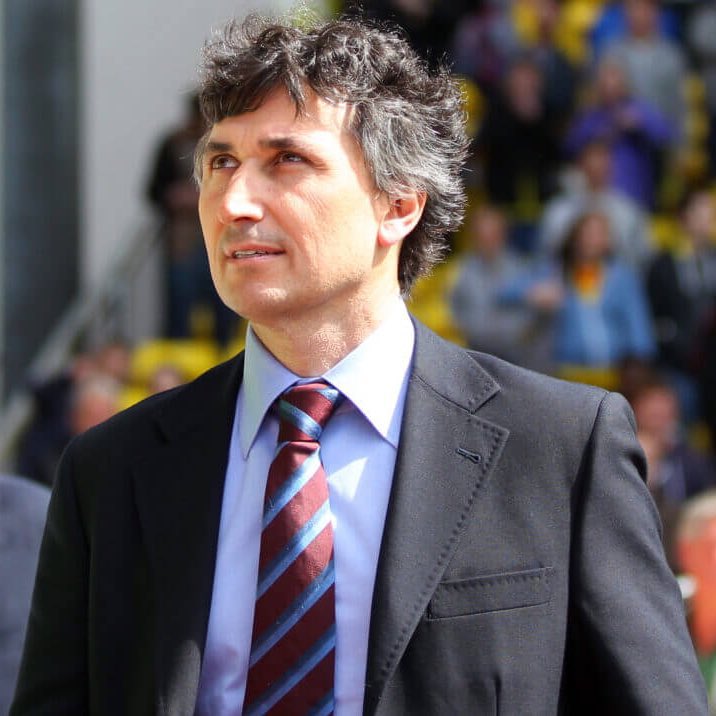 The definition of insanity is doing the same thing over and over and expecting different results.

#watfordfc