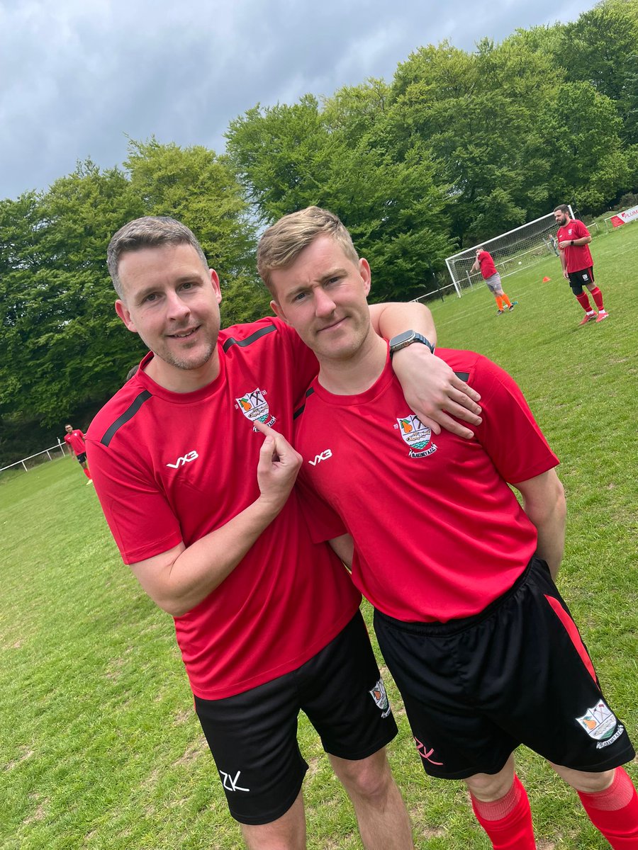 AfcBlakeney's tweet photo. 🎉 A massive shout-out and thank you to our cup final match day sponsors, Hot Tubs Rock and Russell Grab Hire, for providing the pre-game training tops!

Your support is truly appreciated!🙌⚽ #SponsorLove #GameDayReady https://t.co/G5ozVib3LP