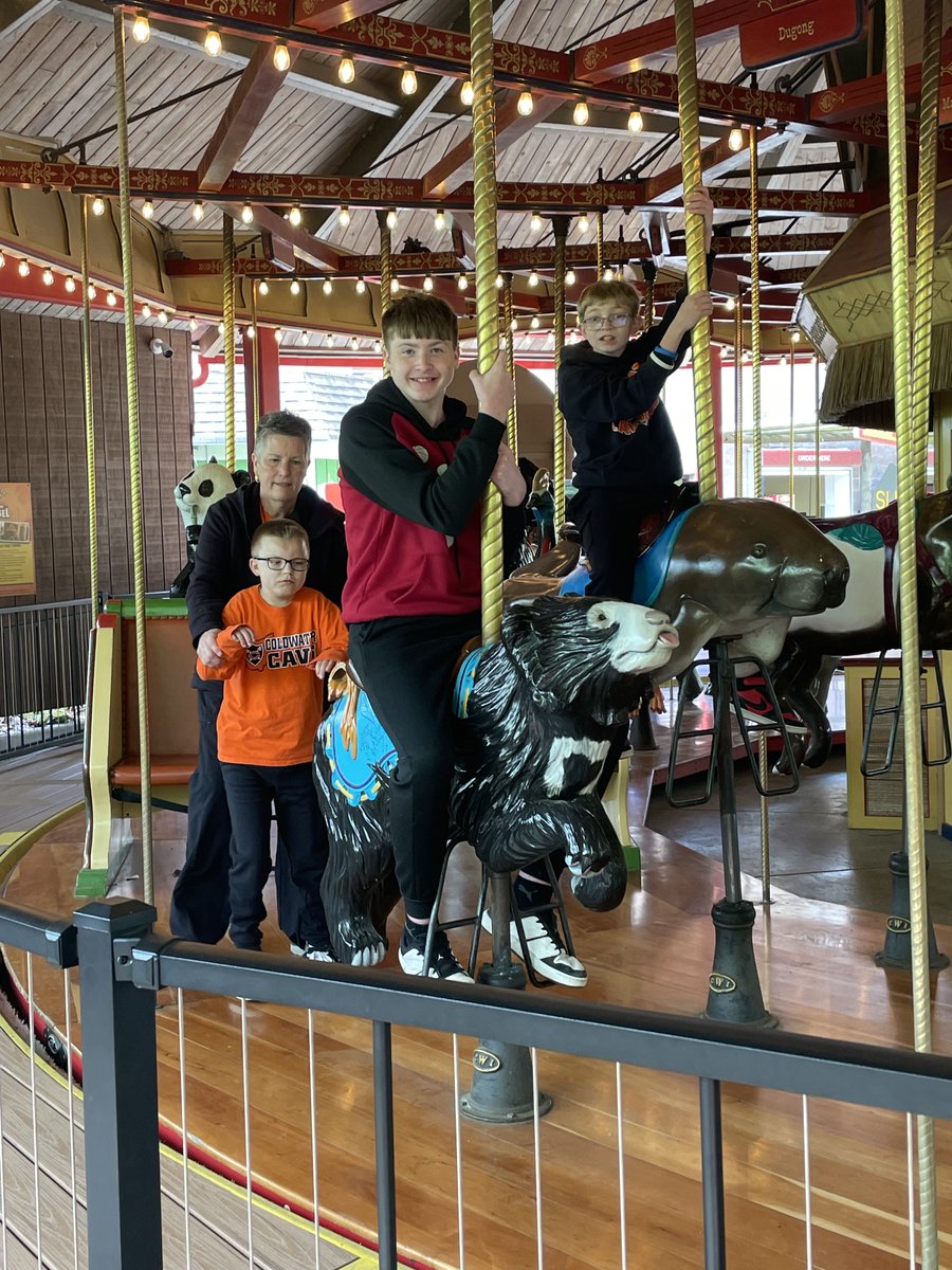 Mrs. Barlage's crew enjoyed their trip to the zoo this week!