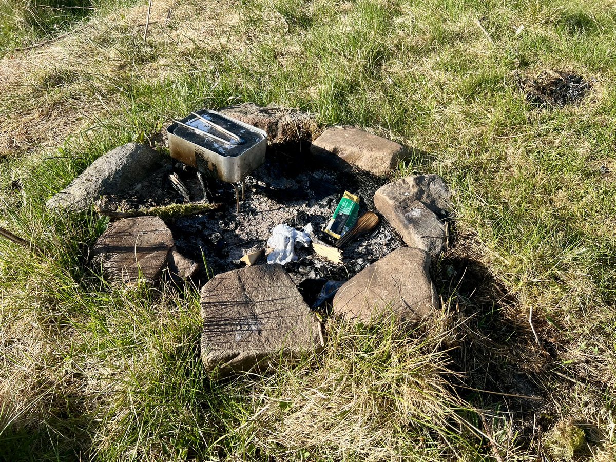 LifeAfloat's tweet image. Really very sad to see this disrespect out in the wilds. Who do these people think will tidy up after them? I could only carry away the squashable trash. Yugh.