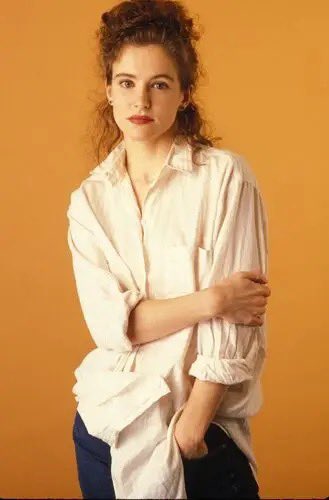 Oshum69's tweet image. Hoy cumple 69 años la actriz y directora Canadiense nacida en Halifax Leslie Hope, protagonista de Men at Work y 24 
#LeslieHope