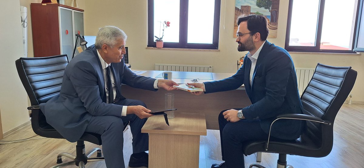 Muharrem Doğan (@muharrem_md) on Twitter photo Bugün Sayın <a href="/profbagci/">Prof. Dr. Hüseyin Bağcı</a> hocamızla Avrupa siyaseti ve güvenliği üzerine konuştuk. Katkılarından dolayı kendisine çok teşekkür ederiz. Bugün Sayın <a href="/profbagci/">Prof. Dr. Hüseyin Bağcı</a> hocamızla Avrupa siyaseti ve güvenliği üzerine konuştuk. Katkılarından dolayı kendisine çok teşekkür ederiz.