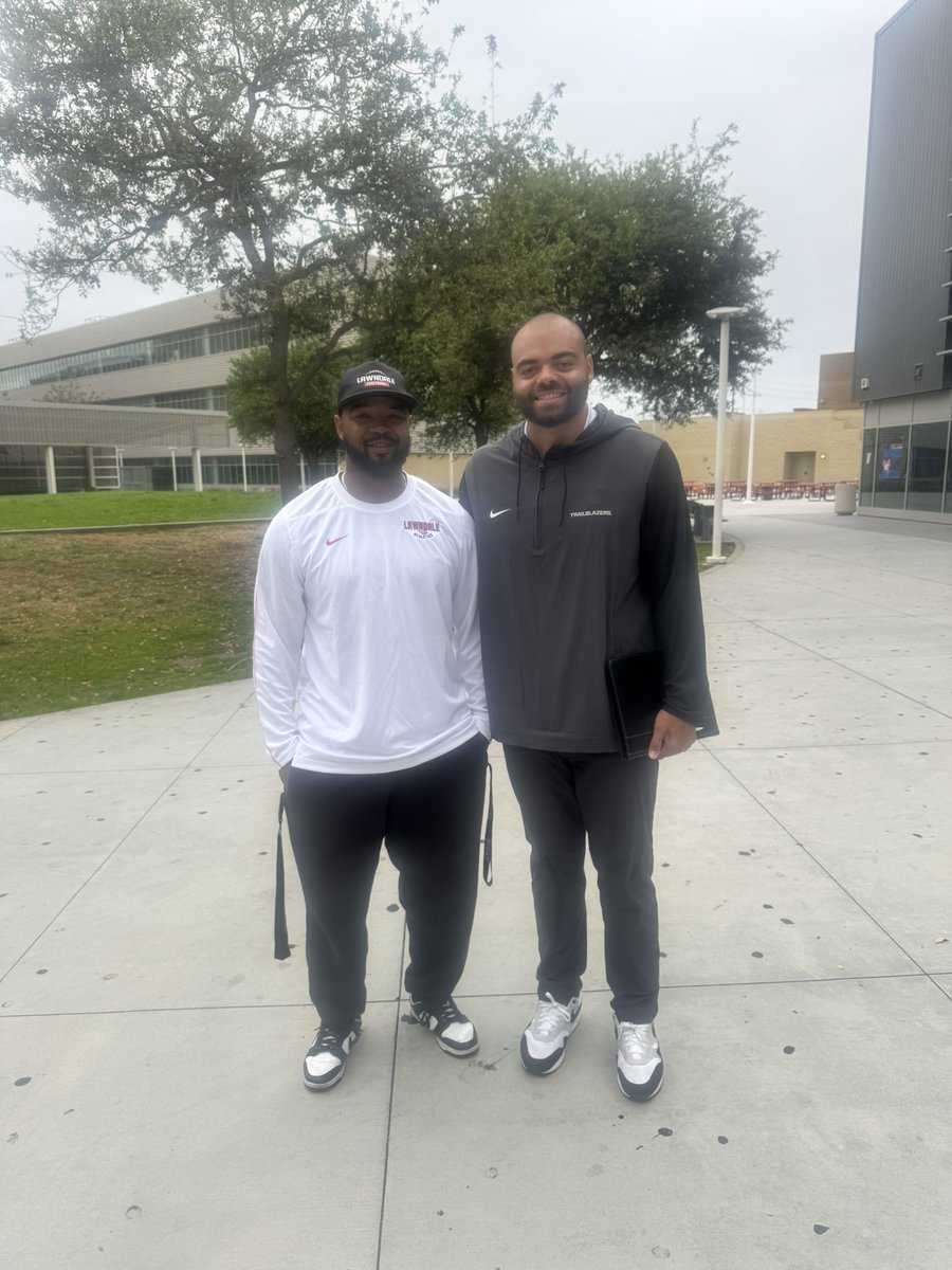 Lawndale Football (@dale_football) on Twitter photo We appreciate <a href="/CoachNolanGivan/">Nolan Givan</a> and <a href="/UtahTech_Fball/">Utah Tech Football</a> for stopping by the Dale today to recruit our outstanding student-athletes. #RecruitLawndale We appreciate <a href="/CoachNolanGivan/">Nolan Givan</a> and <a href="/UtahTech_Fball/">Utah Tech Football</a> for stopping by the Dale today to recruit our outstanding student-athletes. #RecruitLawndale