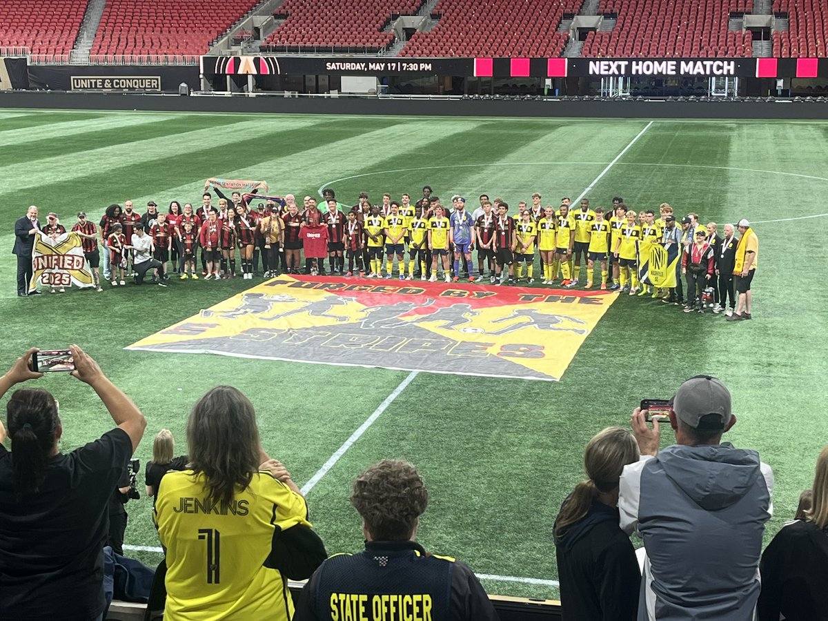 Harper Gibson (@harper_gibson4) on Twitter photo Making the BEST memories!
Unified sports! ❤️⚽️❤️
<a href="/NashvilleSC/">Nashville SC</a>
#specialolympics
#everyoneN Making the BEST memories!
Unified sports! ❤️⚽️❤️
<a href="/NashvilleSC/">Nashville SC</a>
#specialolympics
#everyoneN