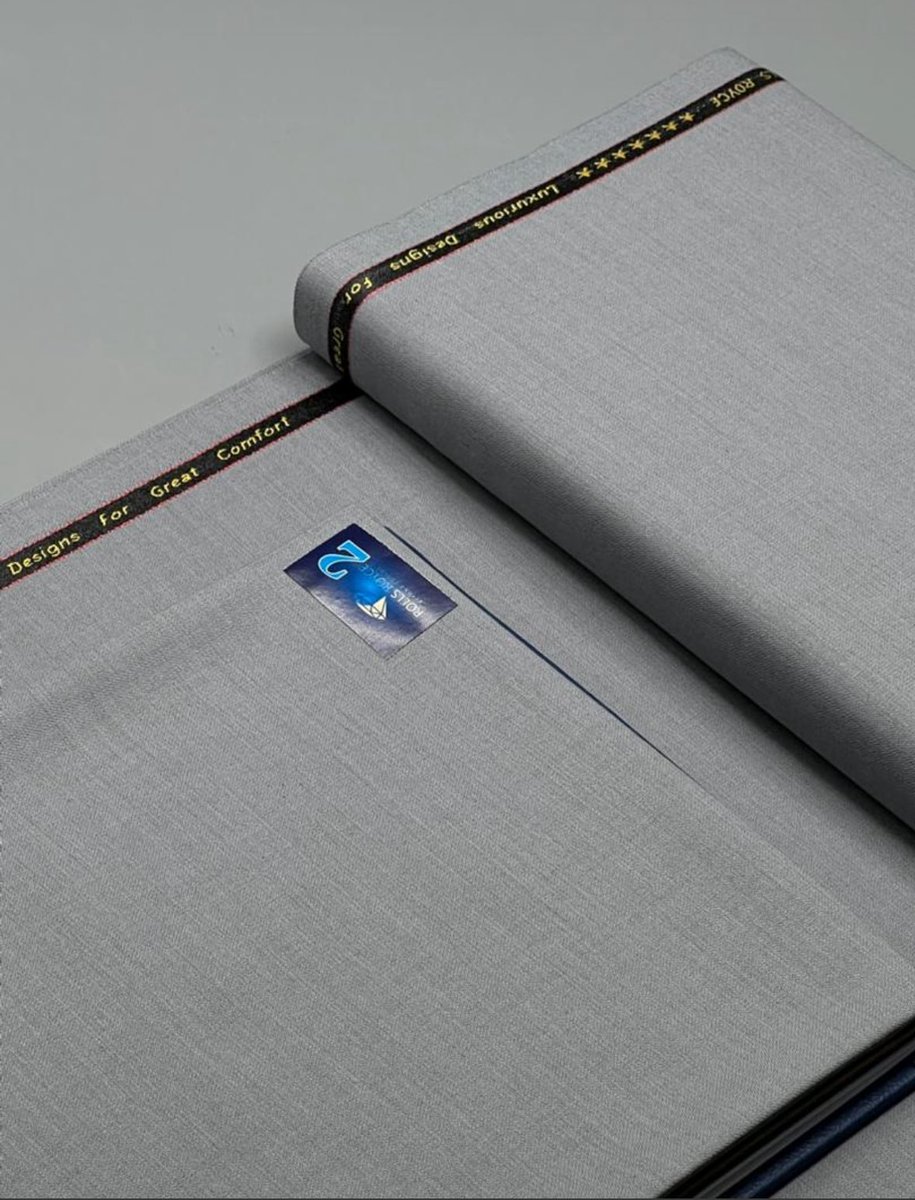 loreetex's tweet image. Rolls luxury material 

15k per yard 

Delivery: Nationwide