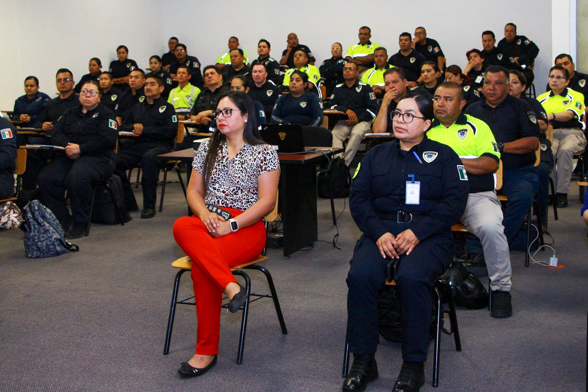 ✔️👮🏻‍♂️👮🏻🧑‍🧑‍🧒‍🧒🚺📑Este martes, se llevó a cabo la inauguración del curso de Actuación Policial en materia de violencia familiar  y contra las mujeres dirigido a las y los policias de la #SSPC

🟣👁️‍🗨️La capacitación será brindada por especialistas de la Instancia de las