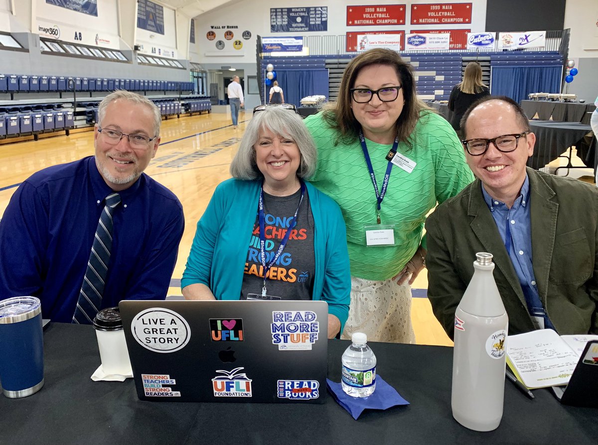 Starstruck three times in a row!!! 🌟🌟🌟
Of Mizzou fame, Dr. Matt Burns from the University of Florida, with UFLI founder Dr. Holly Lane, and Dr. Shawn Datchuk from the University of Iowa….all graciously agreed to a photo with me, surely one of their biggest fans 🤩
#ShowMeSOR