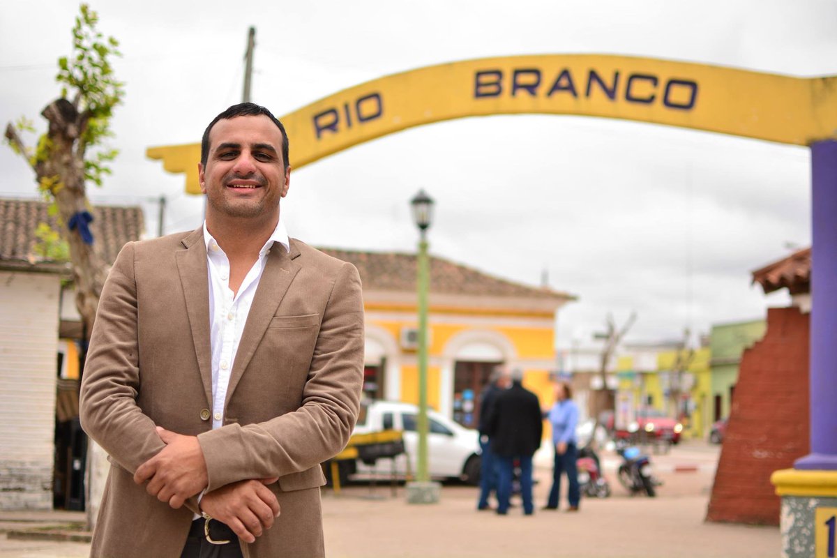 🔴Christian Morel, candidato a intendencia de Cerro Largo, no paga impuesto de primaria de dos propiedades porque aparecen como terrenos baldíos cuando tiene construcciones. Morel paga por padrones contribución inmobiliaria pero no Primaria por no declarar construcción,