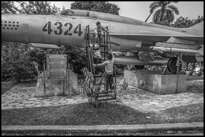 WHY THE B-52 FAILED TO DEFEAT THE VIETNAMESE
By David Bacon
Foreign Policy in Focus, 5/5/25
 fpif.org/why-the-b-52-f…