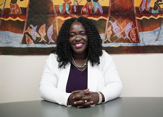 Tufts School of Medicine (@tuftsmedschool) on Twitter photo Congrats to TUSM's Dr. Ndidiamaka Amutah-Onukagha (<a href="/PhDiva0618/">Dr. Ndidiamaka Amutah-Onukagha</a>), named one of Boston’s 2025 #EXTRAordinaryWomen! 👏
A fierce advocate for #BlackMaternalHealth & #HealthEquity, Dr. Amutah-Onukagha continues to lead with vision, purpose, and impact. Congrats to TUSM's Dr. Ndidiamaka Amutah-Onukagha (<a href="/PhDiva0618/">Dr. Ndidiamaka Amutah-Onukagha</a>), named one of Boston’s 2025 #EXTRAordinaryWomen! 👏
A fierce advocate for #BlackMaternalHealth & #HealthEquity, Dr. Amutah-Onukagha continues to lead with vision, purpose, and impact.