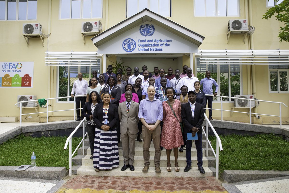 FAO in South Sudan (@faosouthsudan) on Twitter photo .<a href="/FAO/">Food and Agriculture Organization</a> Chief of Security Piergiorgio Trentinaglia visited #SouthSudan, where he met with FAO 🇸🇸 staff to discuss #Security priorities, strengthen field support, and reaffirm the organization’s commitment to delivering assistance safely and effectively. .<a href="/FAO/">Food and Agriculture Organization</a> Chief of Security Piergiorgio Trentinaglia visited #SouthSudan, where he met with FAO 🇸🇸 staff to discuss #Security priorities, strengthen field support, and reaffirm the organization’s commitment to delivering assistance safely and effectively.