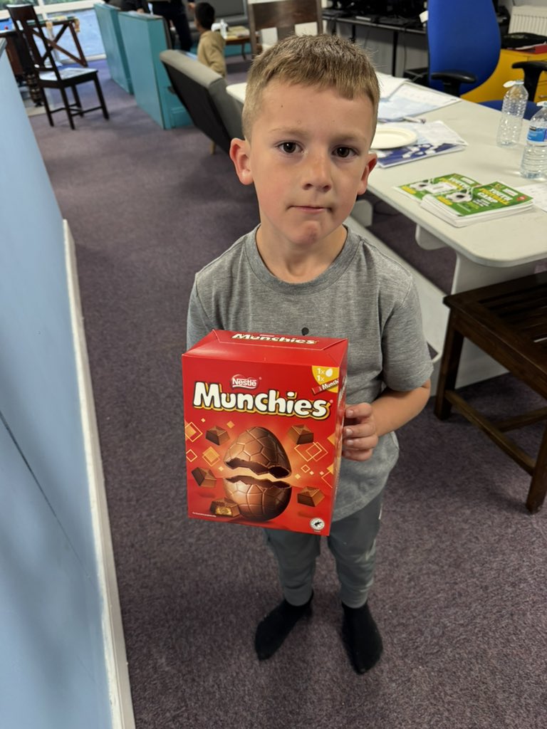 GoldenToken tweet media