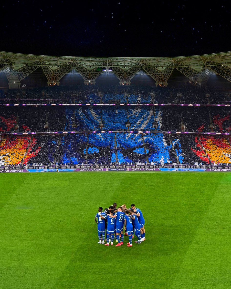 إذا أحبّك مليون فأنا منهم، وإذا أحبّك واحد فهو أنا، وإذا لم يحبّك أحد فاعلم أني قد مىتّ 💙