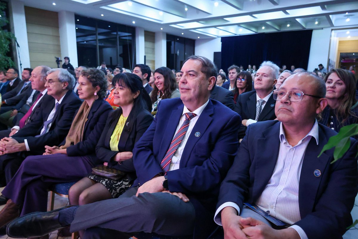 Ministerio del Medio Ambiente (@mmachile) on Twitter photo La ministra Maisa Rojas participó en la celebración del aniversario de <a href="/WEC_Chile/">World Energy Council (WEC) Chile</a>, organización que ha jugado un rol fundamental en el impulso de la transición energética, fomentando el diálogo y la colaboración entre empresas, academia y sector público. ¡Felices 10 años! ⚡️ La ministra Maisa Rojas participó en la celebración del aniversario de <a href="/WEC_Chile/">World Energy Council (WEC) Chile</a>, organización que ha jugado un rol fundamental en el impulso de la transición energética, fomentando el diálogo y la colaboración entre empresas, academia y sector público. ¡Felices 10 años! ⚡️