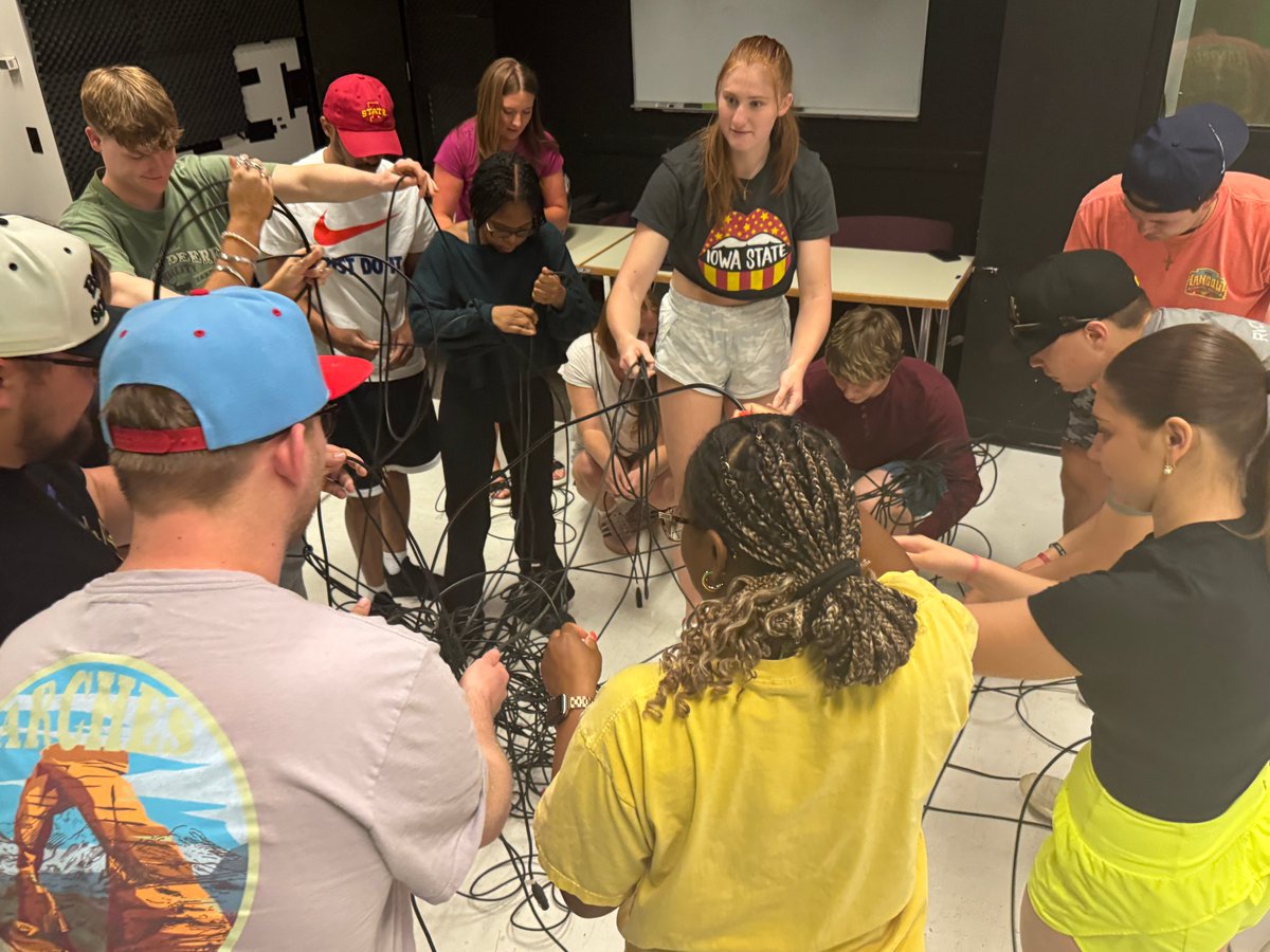 James McNab (@mcnabmedia) on Twitter photo You can't graduate unless you know how to coil cables... #whyGreenlee <a href="/ISU_GSJC/">Greenlee School | Iowa State U</a> You can't graduate unless you know how to coil cables... #whyGreenlee <a href="/ISU_GSJC/">Greenlee School | Iowa State U</a>