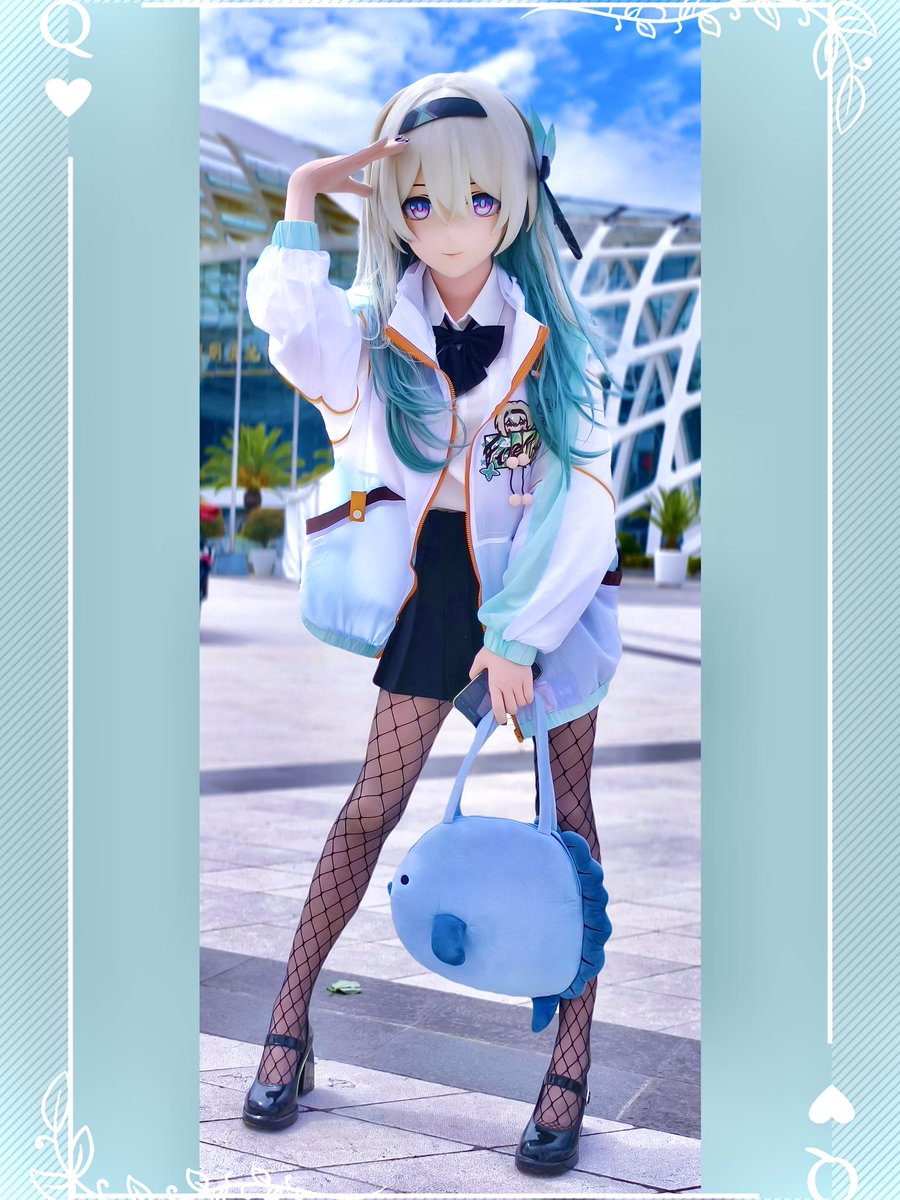 五一快乐😙
📷：<a href="/lingxue514/">姬翎雪</a> 
#kigurumi #着ぐるみ