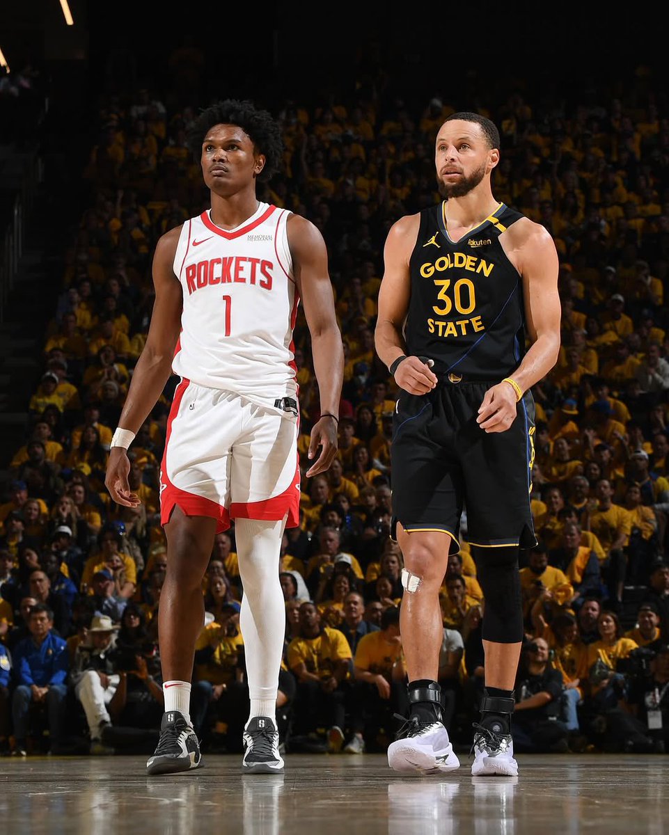 StephenCurry30's tweet image. 4 down. Ready for what’s next! Stay #lockedin #dubnation