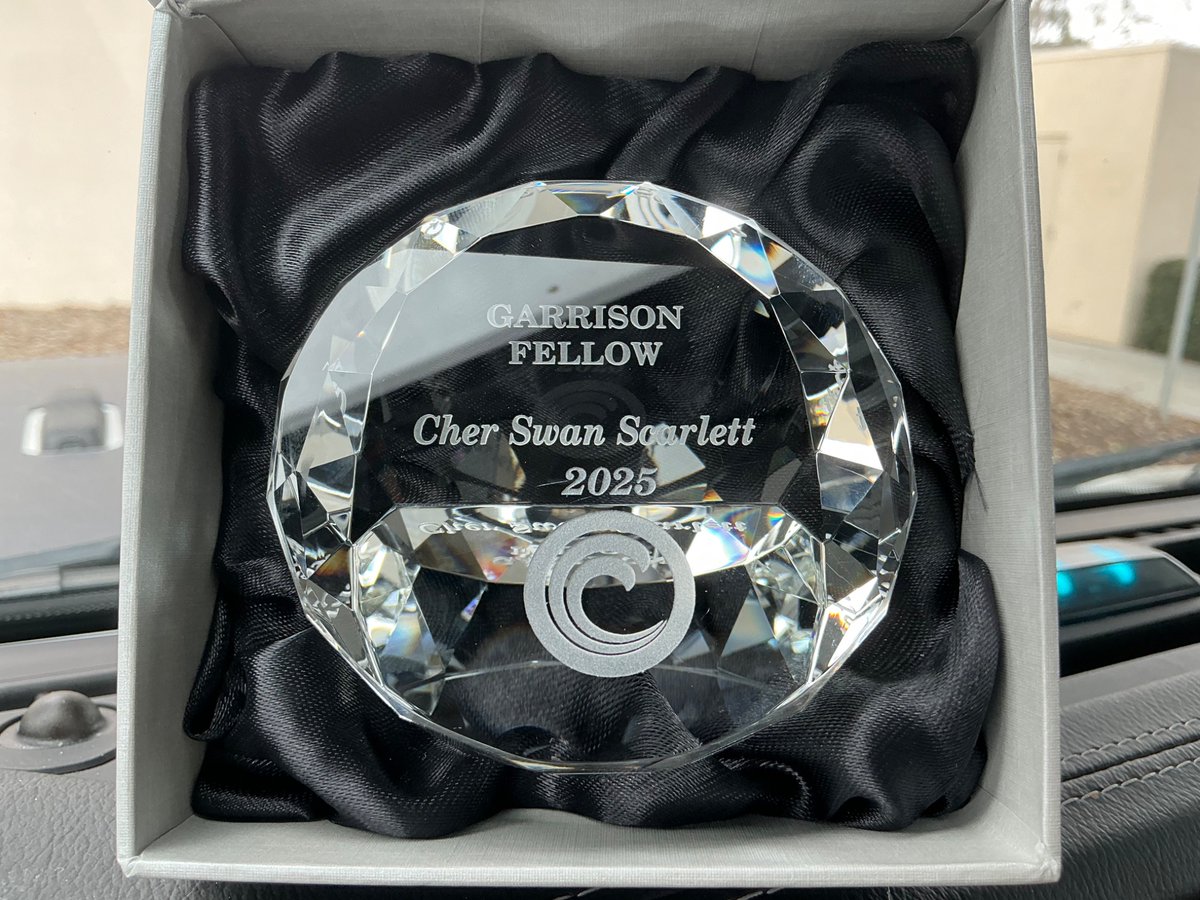 Cher Scarlett 🌌 tweet media