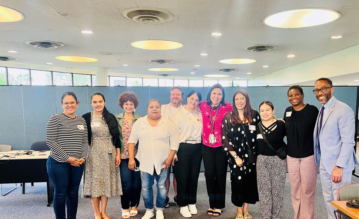 Today #IPCLA members took a powerful step forward in leadership by joining the #BePresent  &amp; #aacps_mentors Program! 🌟
Representing our diverse community, they’re ready to inspire and support students by simply being present. 💛 #Leadership #Mentorship #CommunityImpact