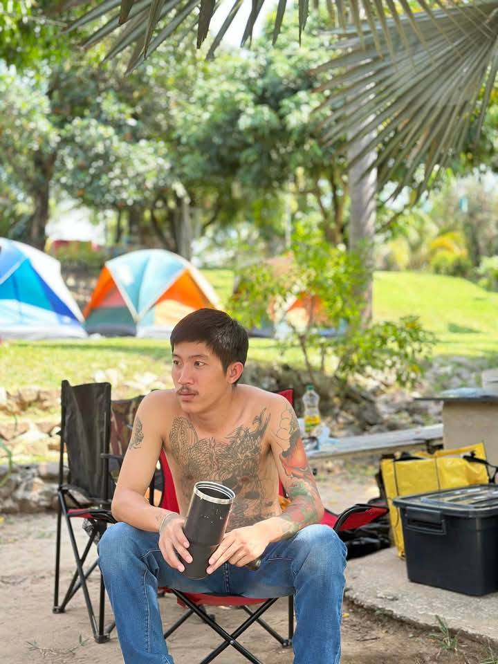 ก็แค่ผู้ชายธรรมดาๆคนหนึ่ง😎😎