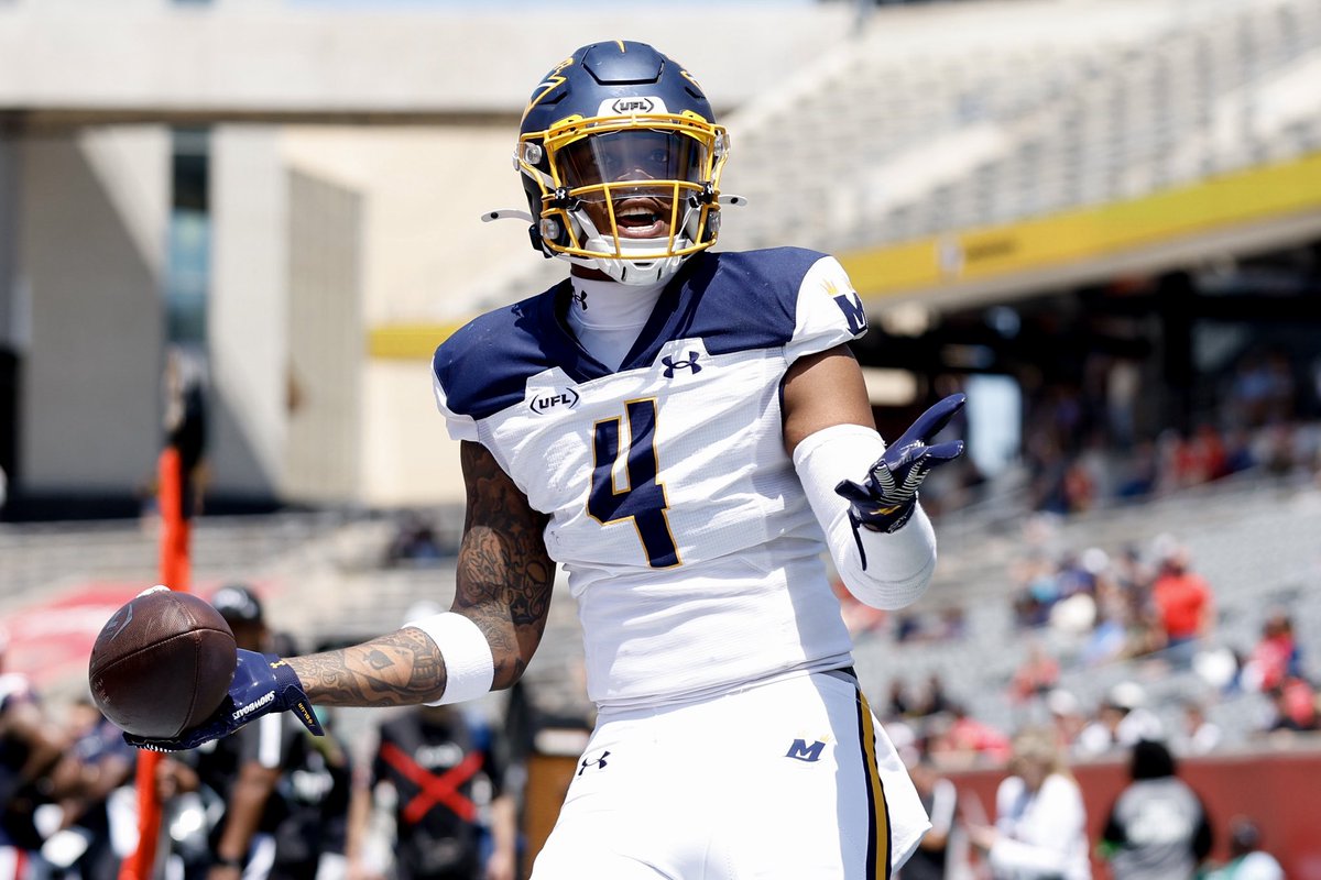 Dee Anderson🦍 tweet media