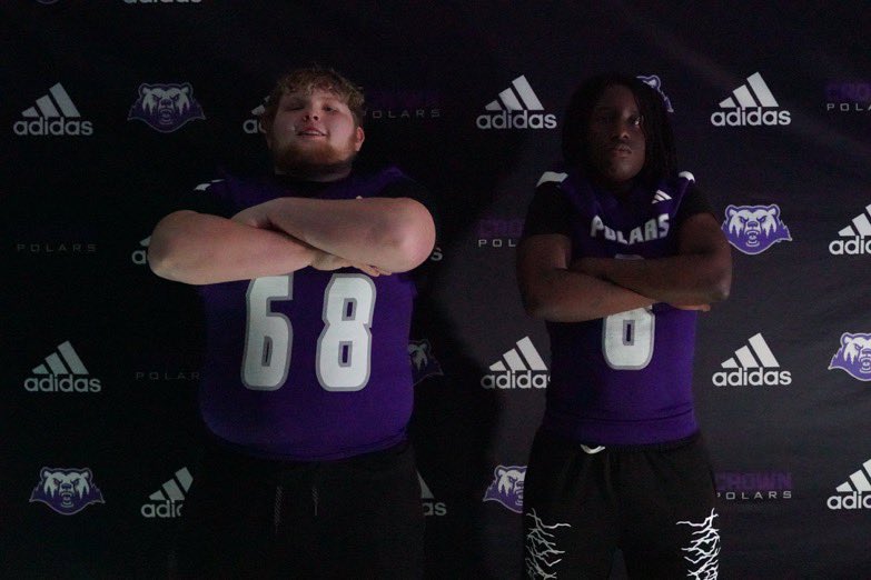 Thanks <a href="/CrownCollegeFB/">Crown College Football</a> for the amazing Junior Day. I can’t wait to be back on campus! 
<a href="/DerrickTaylor_4/">Coach DT</a> <a href="/_Coach_Franz/">Coach Franz</a> <a href="/LJ4452/">Luke Johnson</a> <a href="/Coach_JYates/">Joe Yates</a> <a href="/CoachLButler/">Coach Butler</a>