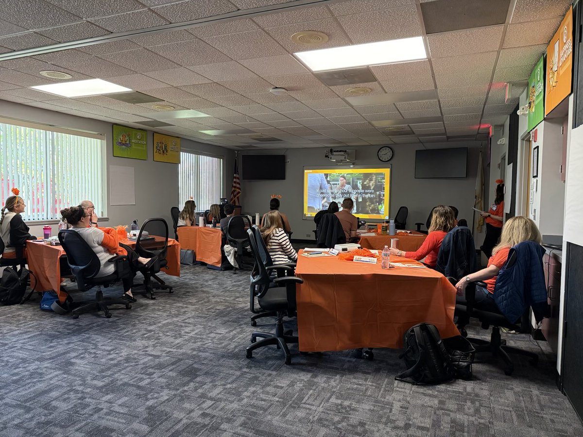 Orange Frog Day 2! Thx to the Ts who chose happiness today! #99learns