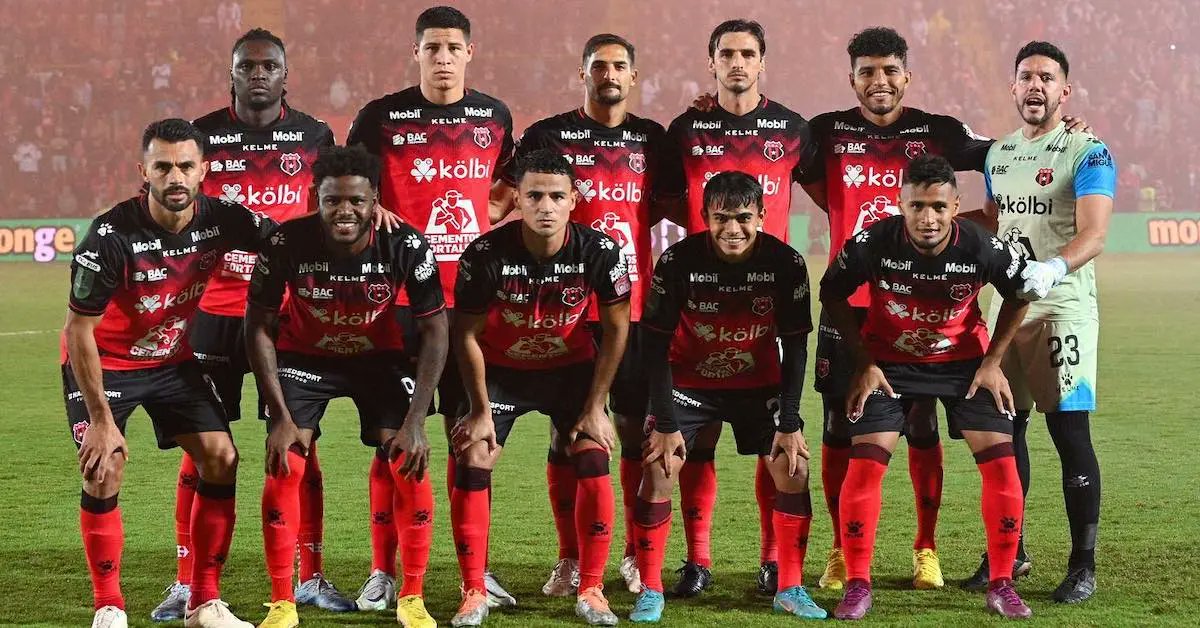 ¡POR METICHES! 😹🫵

La FIFA rechazó la solicitud del Alajuelense para ir al Mundial de Clubes 

El club más arrastrado del continente