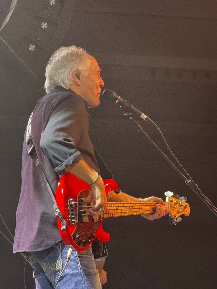 Brooks, CA and Reno, NV—we had a great time with you this weekend. Two very different nights, both full of what makes live music worthwhile: connection, good songs, and a room full of folks who came to listen! 

#LittleRiverBand #OnTour #HappyAnniversaryTour
