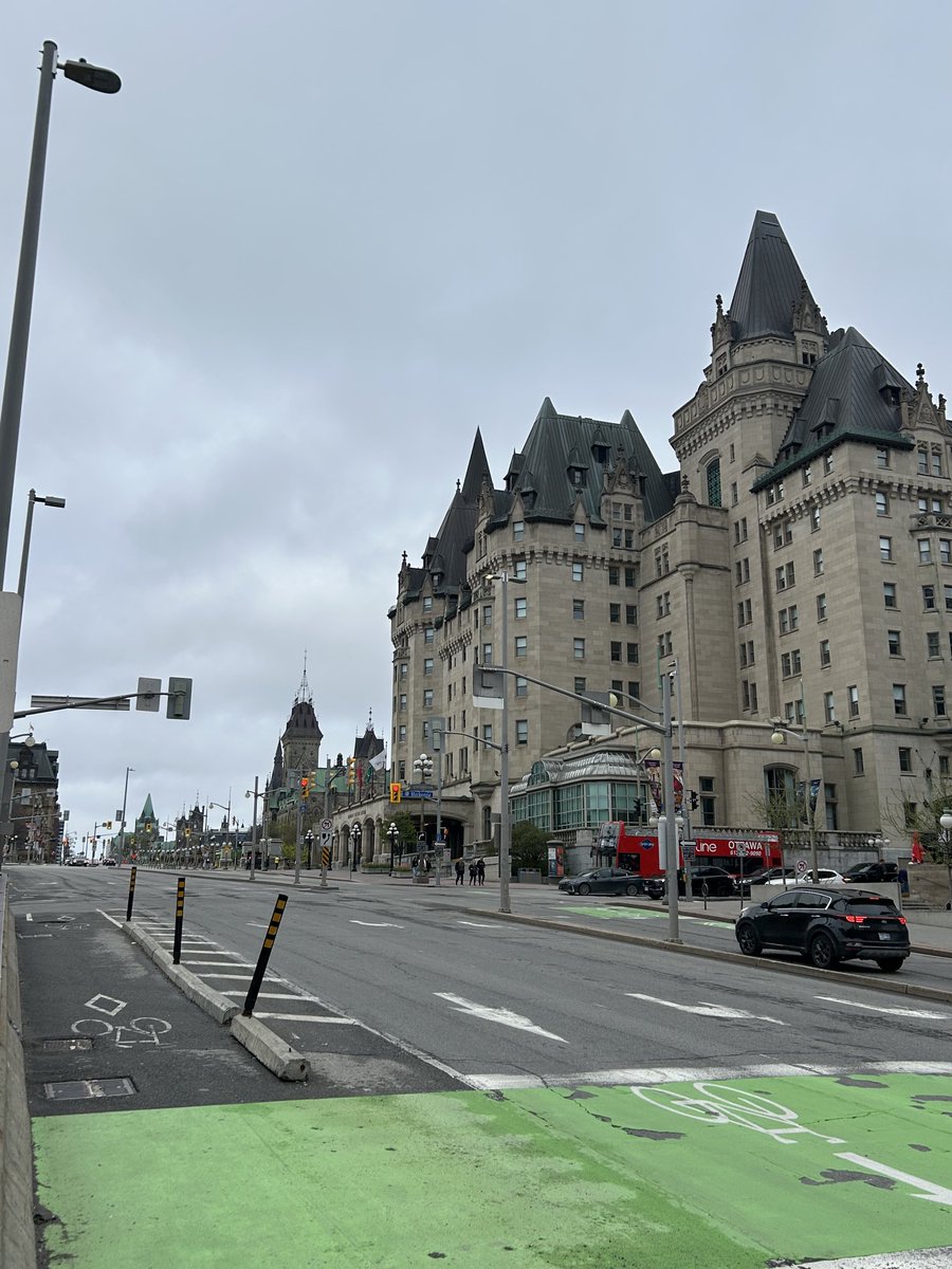 Peter MacKay tweet media